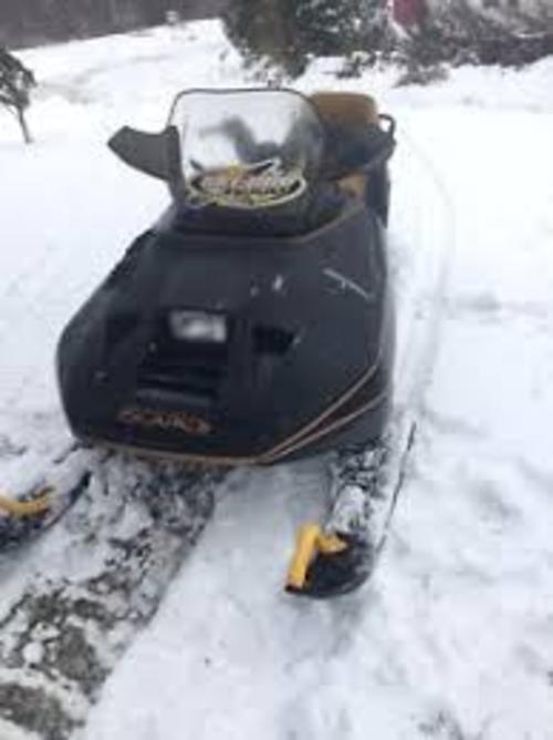 Product picture Ski Doo ESCAPADE Snowmobile 1987-1988 Factory Service Repair Workshop Manual Download PDF