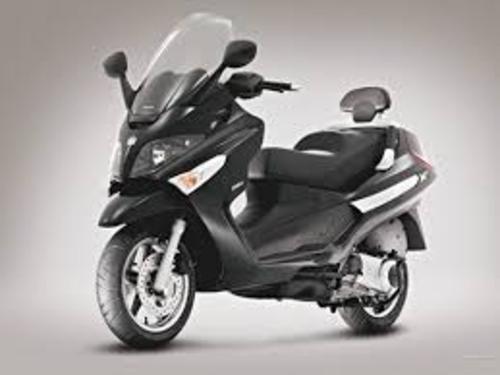Product picture Piaggio Xevo 250 I.E. Scooter Factory Service Repair Workshop Manual Download PDF